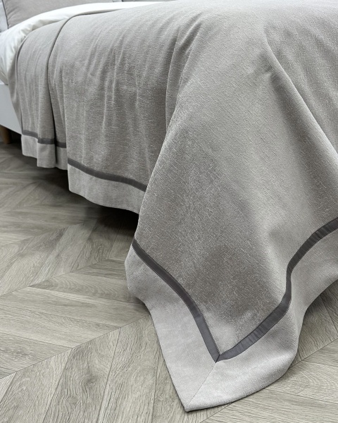 Покрывало Taylor Frame