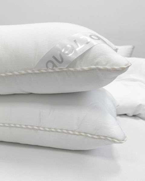 Гипоаллергенная подушка Body Hugs