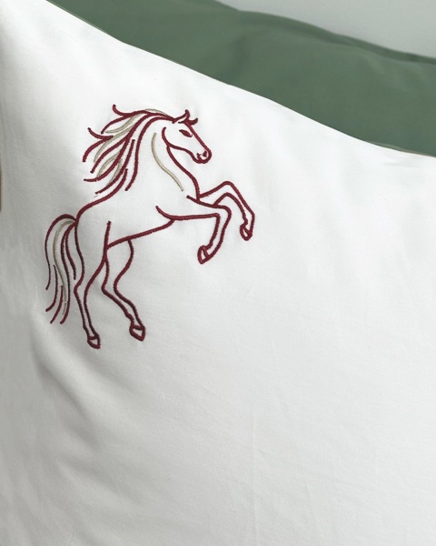 Постельное белье Hilton, Flame Horse