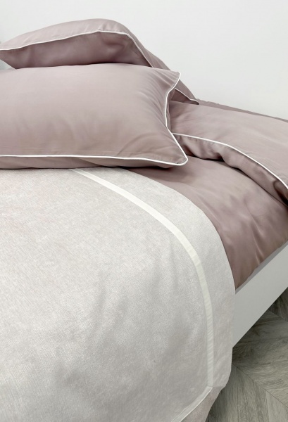 Покрывало Taylor Frame