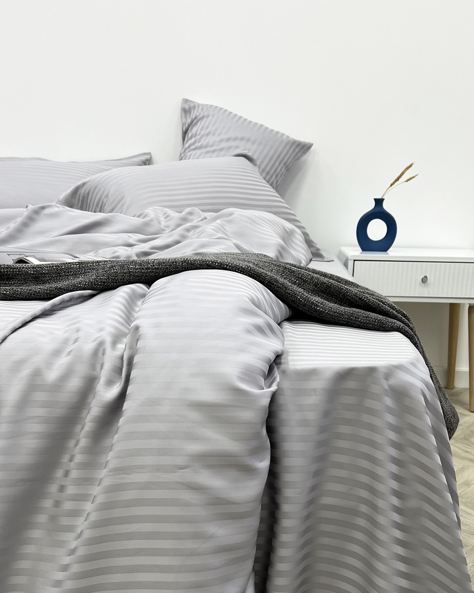Простыня классическая Stripe Grey tencel 210 x 230