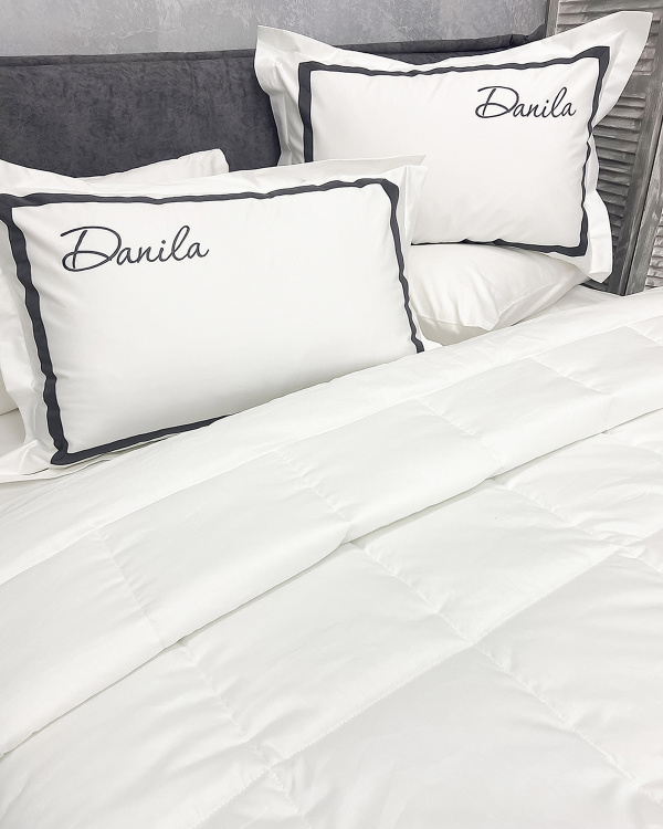 Гипоаллергенное одеяло Base Satin легкое