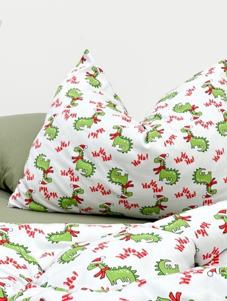 Постельное белье трикотаж Dino Claus с простыней на резинке