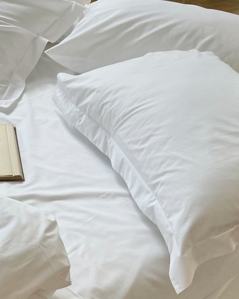 Постельное белье White Lux