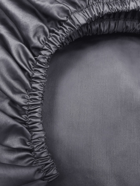 Постельное белье Iron Royal с простыней на резинке