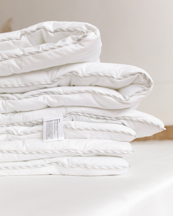 Гипоаллергенное одеяло Very Soft Satin