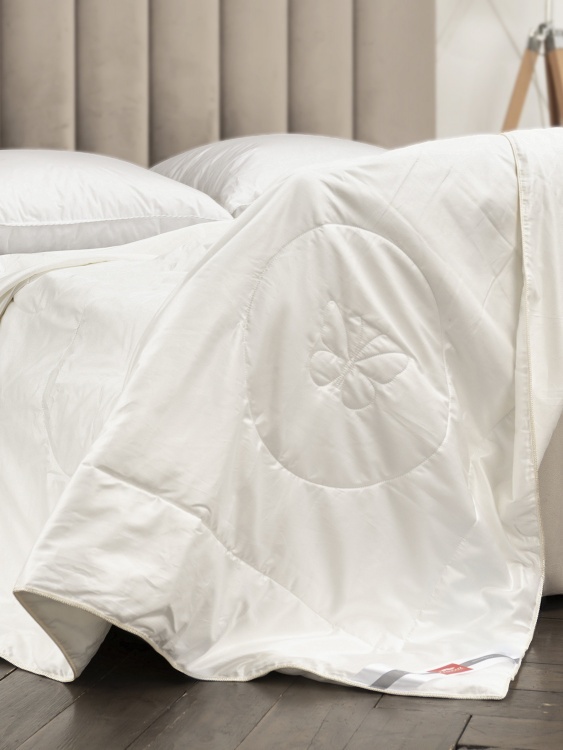 Одеяло Чистый шелк всесезонное