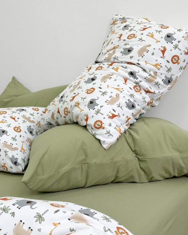 Детское белье трикотаж Africa с простыней на резинке