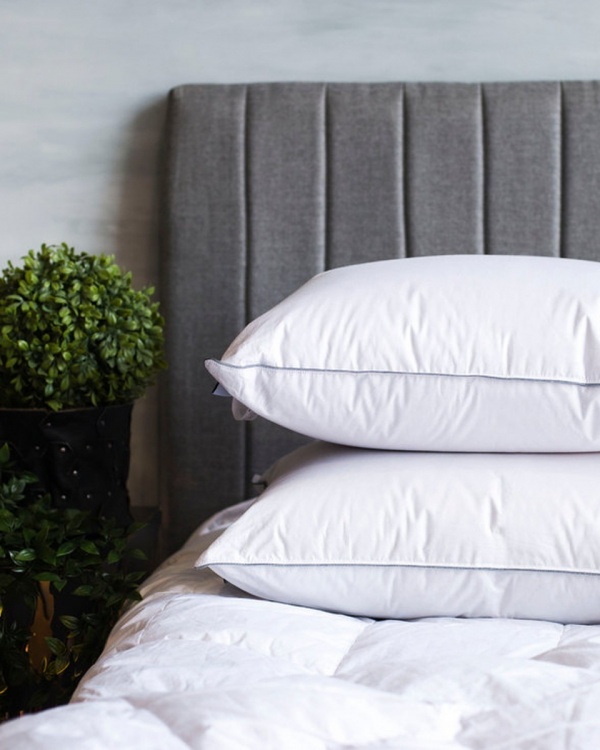 Подушка Gray Familie Down