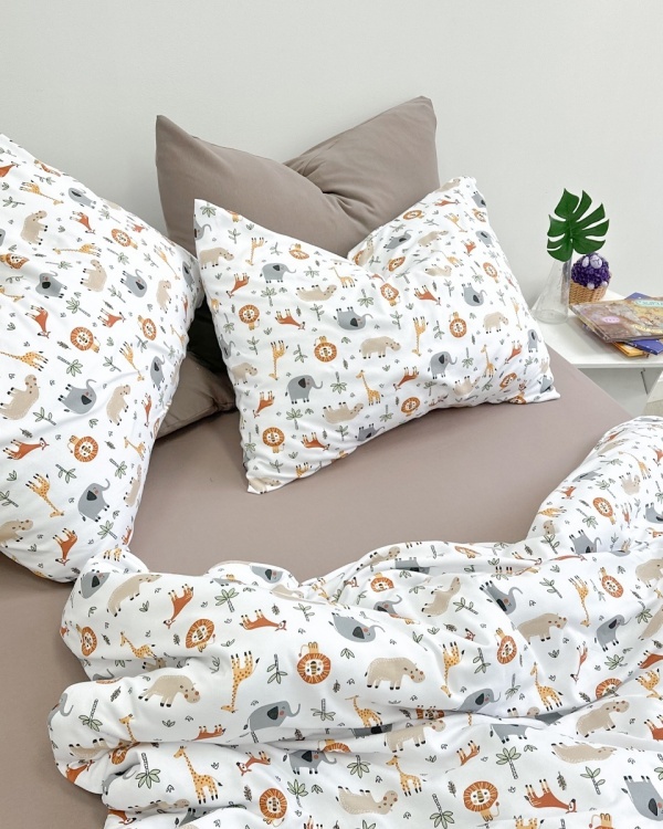 Детское белье трикотаж Africa с простыней на резинке