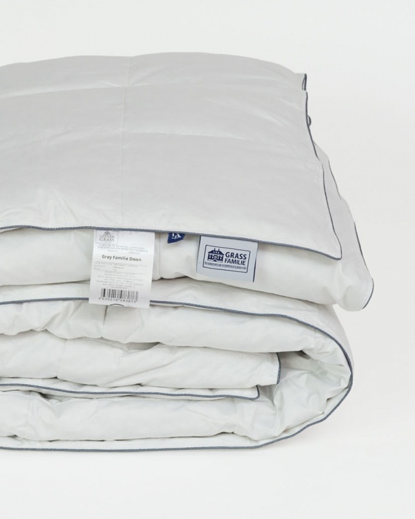 Одеяло Gray Familie Down всесезонное
