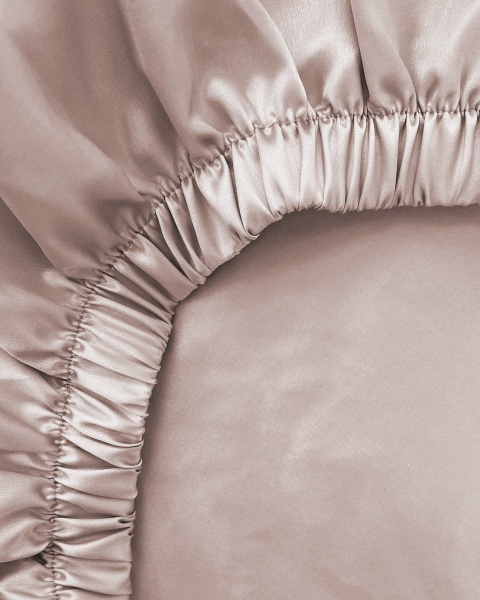 Постельное белье Silk Nude с простыней на резинке