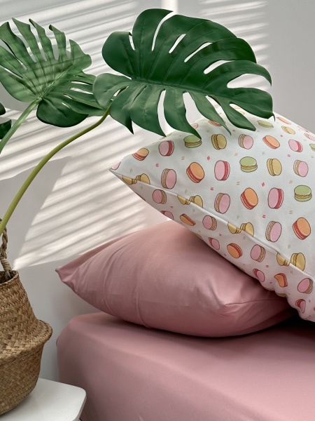 Постельное белье трикотаж Macaroons с простыней на резинке